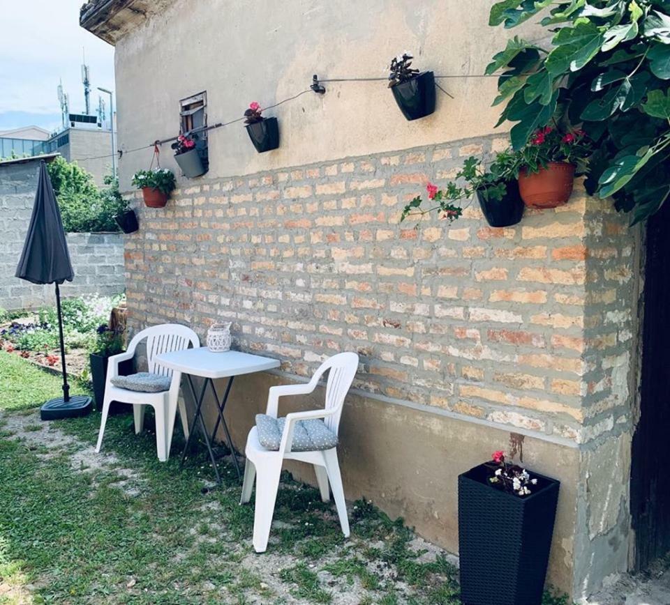 Mare Apartmant Belgrad Exteriör bild